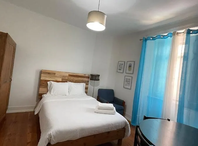 Retro M2 R4 - Lovely Double With Shared Bathroom Guest house Lisbon